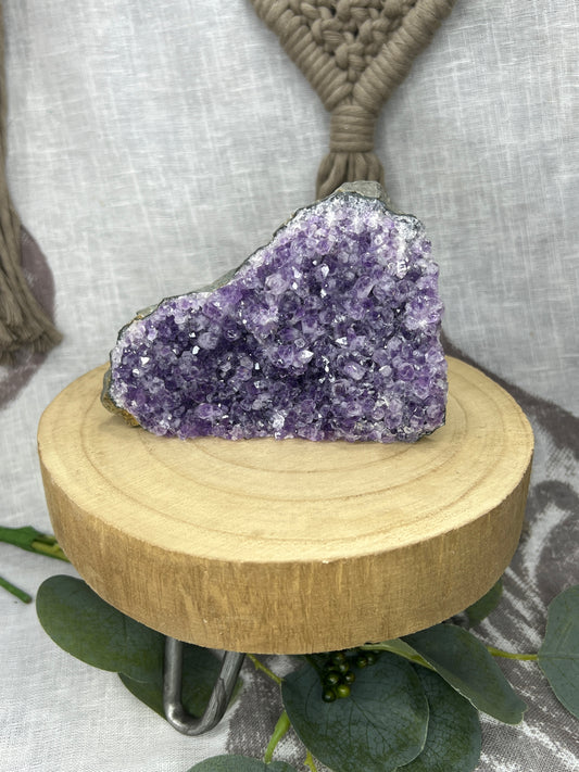 Amethyst Cutbase
