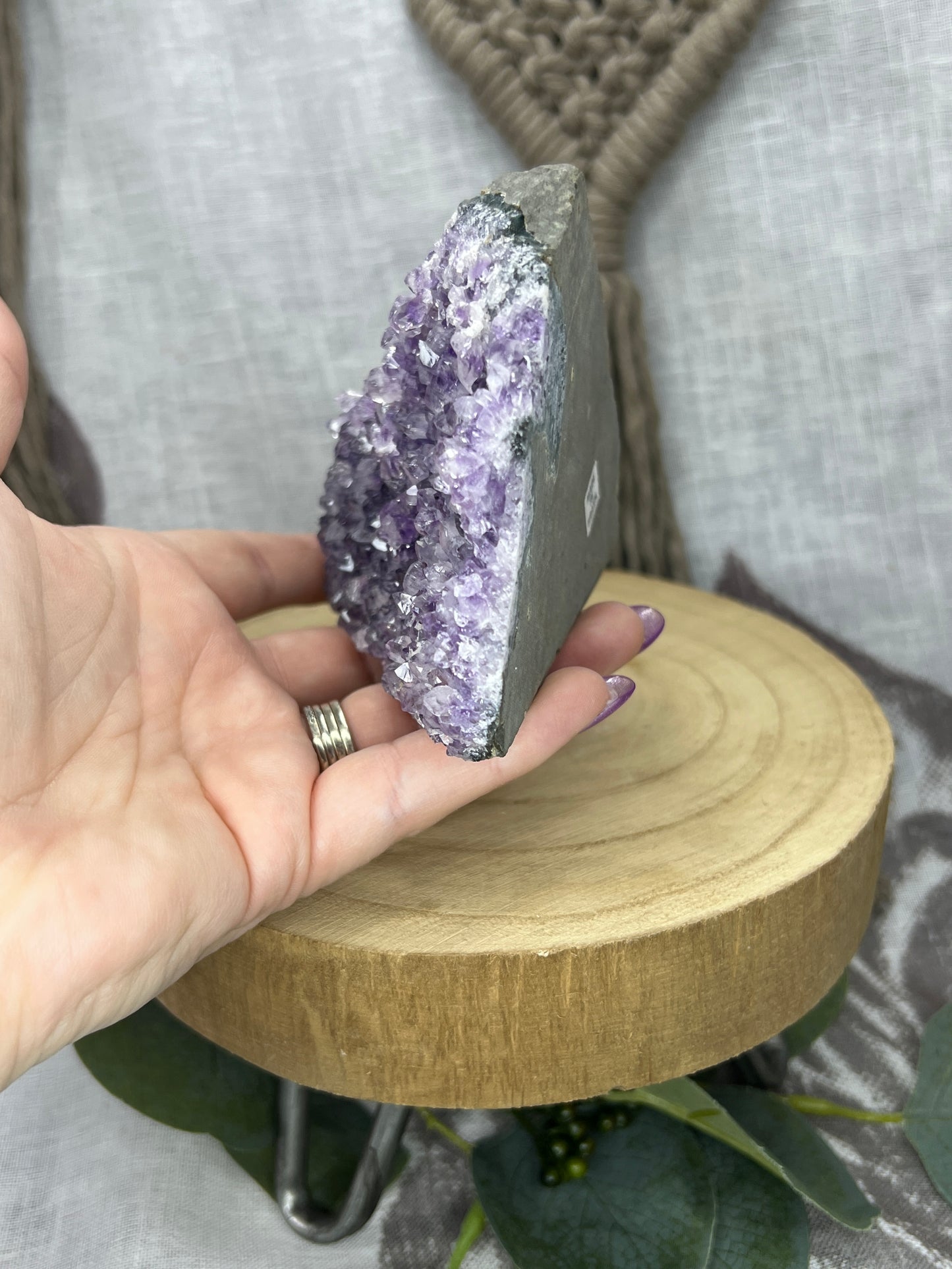 Amethyst Cutbase